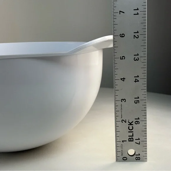 Rosti Mepal 4L White Melamine Tip’n Mix Bowl 2408 Designer Koen DeWinter Denmark